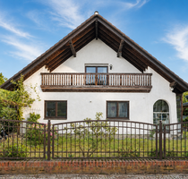 Haus zum Kaufen in Berlin-Tegel 630.000,00 € 150 m²