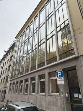 Foto - Büro in Düsseldorf 1.495,00 € 151 m²