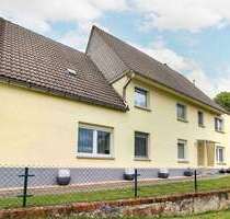 Haus zum Kaufen in Wechselburg 119.000,00 € 202.61 m²