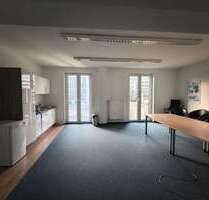 Büro in Duisburg 1.570,80 € 136.29 m²