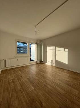 Foto - Wohnung zum Mieten in FrankenbergSa. 430,00 € 71.49 m²