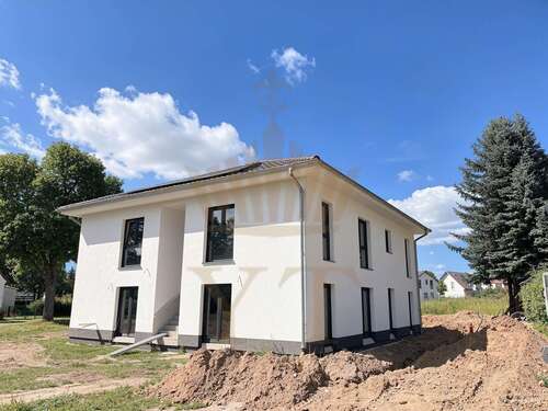 Foto - Haus zum Kaufen in Melchow 1.050.000,00 € 257.58 m²