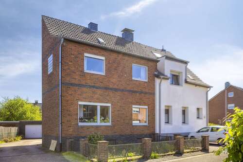Foto - Haus zum Kaufen in Emmerich am Rhein 279.000,00 € 144.98 m²