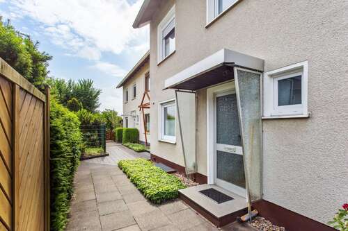 Foto - Haus zum Kaufen in Detmold 239.000,00 € 129 m²