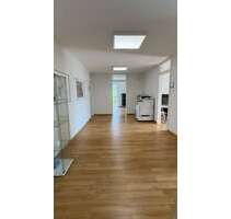 Büro in Stutensee 1.540,00 € 150 m²