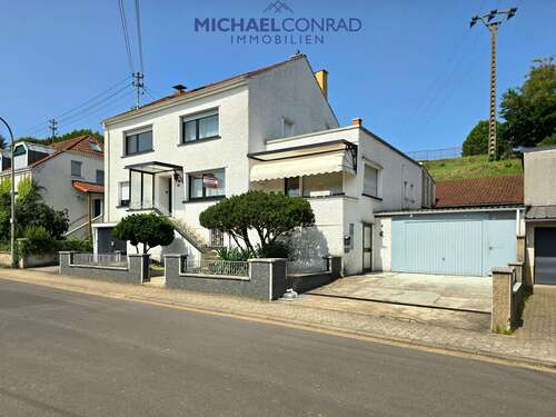 Foto - Haus zum Kaufen in Schmelz 265.000,00 € 253 m²