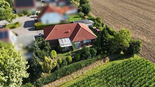 Foto - Haus zum Kaufen in Sehnde Klein Lobke 360.000,00 € 133 m²