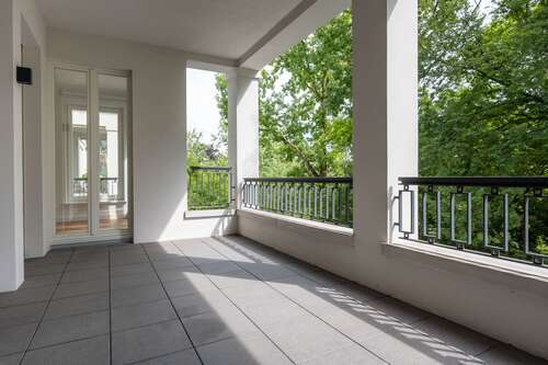 Foto - Wohnung zum Kaufen in Düsseldorf-Oberkassel 1.985.000,00 € 169 m²