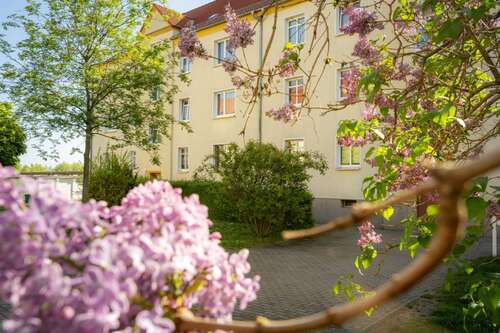 Foto - Wohnung zum Mieten in Halle (Saale) 360,00 € 48.86 m²
