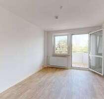 Wohnung zum Mieten in Halle 225,00 € 26.3 m²