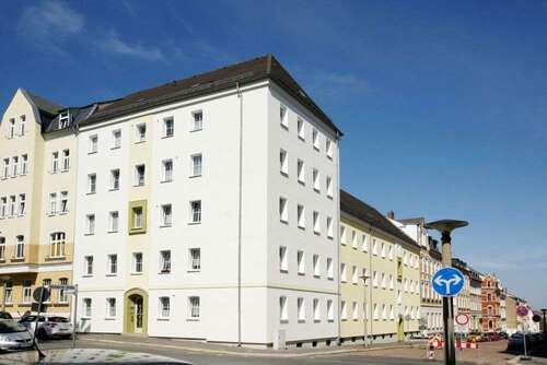 Foto - Wohnung zum Mieten in Plauen 235,40 € 48.04 m²