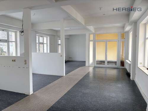 Foto - Büro in Annaberg-Buchholz 585,60 € 240 m²