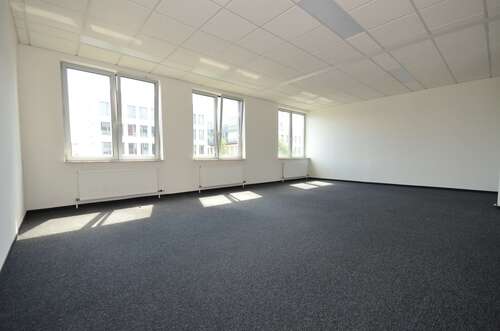 Foto - Büro in Neu-Isenburg 1.700,00 € 181.9 m²