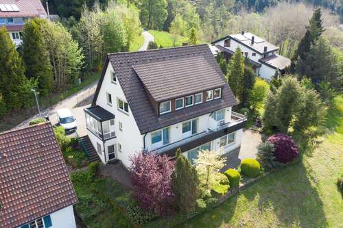 Foto - Haus zum Kaufen in Freudenstadt 359.000,00 € 311 m²
