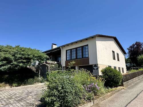 Foto - Haus zum Kaufen in Beratzhausen 295.000,00 € 150 m²