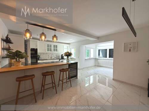 Foto - Haus zum Kaufen in Bexbach 586.000,00 € 350 m²