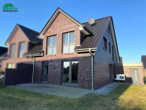 Foto - Haus zum Kaufen in Beckdorf 529.000,00 € 128.59 m²