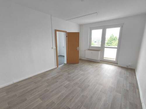 Foto - Wohnung zum Mieten in Weißandt-Gölzau 304,00 € 61 m²