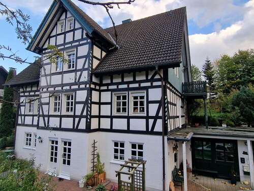 Foto - Haus zum Kaufen in Olsberg 595.000,00 € 330 m²