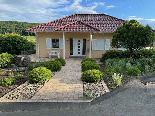 Foto - Haus zum Kaufen in Gladenbach nahe Marburg 585.000,00 € 175 m²