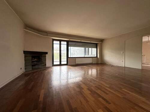 Foto - Haus zum Kaufen in Kaarst 699.000,00 € 280 m²