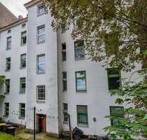 Haus zum Kaufen in Berlin 920.000,00 € 579.75 m²