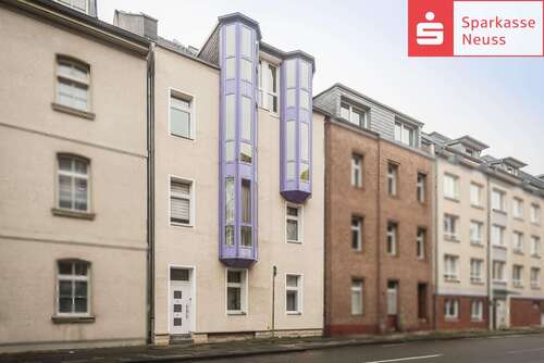 Foto - Haus zum Kaufen in Neuss 589.000,00 € 215 m²