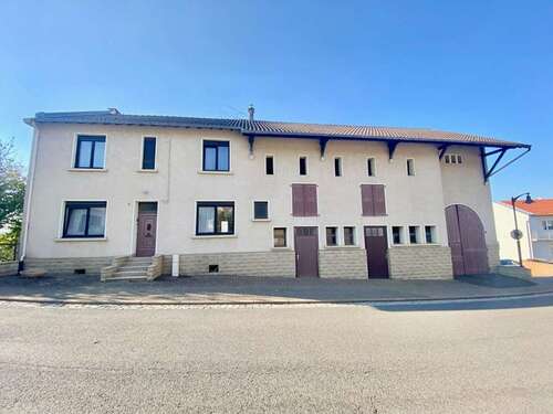 Foto - Haus zum Kaufen in Rehlingen-Siersburg 248.000,00 € 150 m²