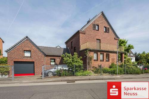 Foto - Haus zum Kaufen in Korschenbroich 575.000,00 € 170 m²