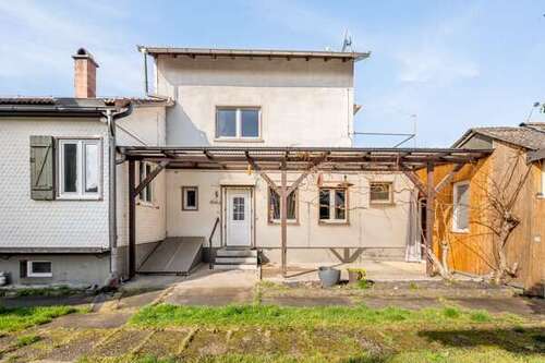 Foto - Haus zum Kaufen in Lichtenau 359.000,00 € 212 m²