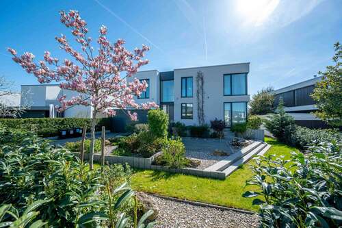 Foto - Haus zum Mieten in Frankfurt am Main 9.750,00 € 343 m²