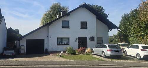 Foto - Haus zum Kaufen in Nidderau 659.000,00 € 270 m²