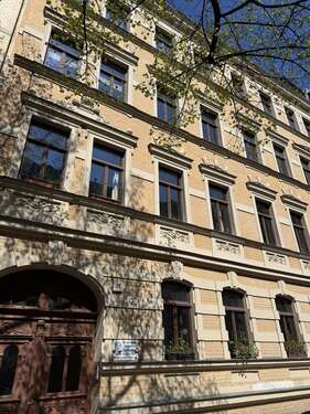 Foto - Wohnung zum Mieten in Halle 430,00 € 45 m²