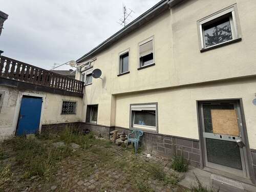 Foto - Haus zum Kaufen in Ettringen 99.000,00 € 150 m²