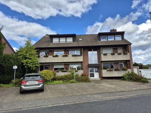 Foto - Haus zum Kaufen in Kaarst 1.050.000,00 € 424 m²