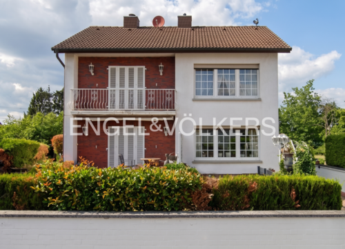 Foto - Haus zum Kaufen in Rödermark 695.000,00 € 204.37 m²