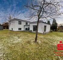 Haus zum Kaufen in Königsbrunn 995.000,00 € 208 m²