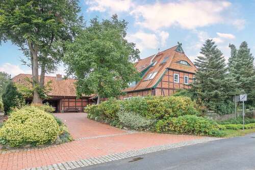 Foto - Haus zum Kaufen in Soderstorf 735.000,00 € 453 m²