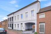Haus zum Kaufen in Neuss 360.000,00 € 144 m²