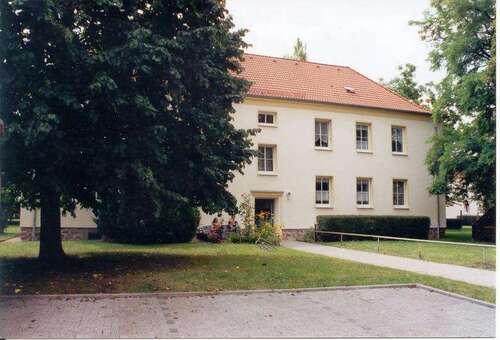 Foto - Wohnung zum Mieten in Braunsbedra 283,00 € 51.43 m²