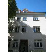 Wohnung zum Mieten in Halle 295,00 € 39.04 m²
