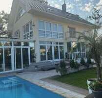 Haus zum Kaufen in Berlin 1.590.000,00 € 303 m²