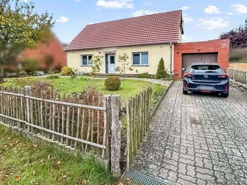 Foto - Haus zum Kaufen in Löwenberger Land 349.000,00 € 157 m²