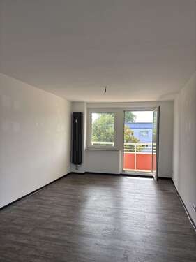 Foto - Wohnung zum Mieten in Halle-Neustadt 480,00 € 61 m²