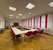 Büro in Zwickau 244,00 € 39 m² - 244,00&nbsp;EUR Kaltmiete, ca.&nbsp; 39,00&nbsp;m&sup2; in Zwickau (PLZ: 08058)