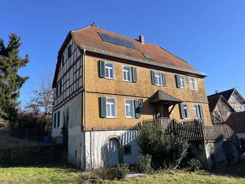 Foto - Haus zum Kaufen in Ortenberg 310.000,00 € 238 m²