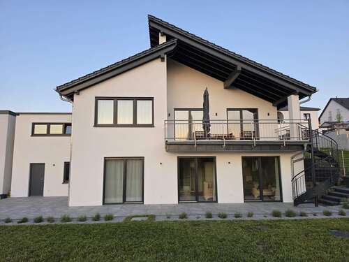 Foto - Haus zum Kaufen in Göllheim 795.000,00 € 203 m²