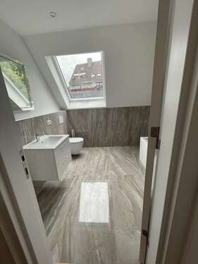 Foto - Wohnung zum Mieten in Düsseldorf 2.800,00 € 95 m²