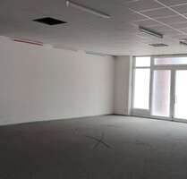 Einzelhandel in Bitterfeld-Wolfen 915,00 € 262.5 m²