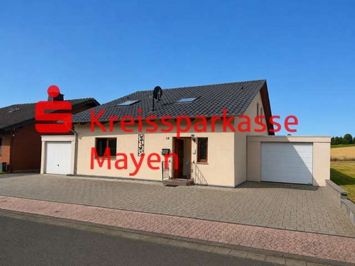 Foto - Haus zum Kaufen in Grafschaft 749.000,00 € 194.7 m²